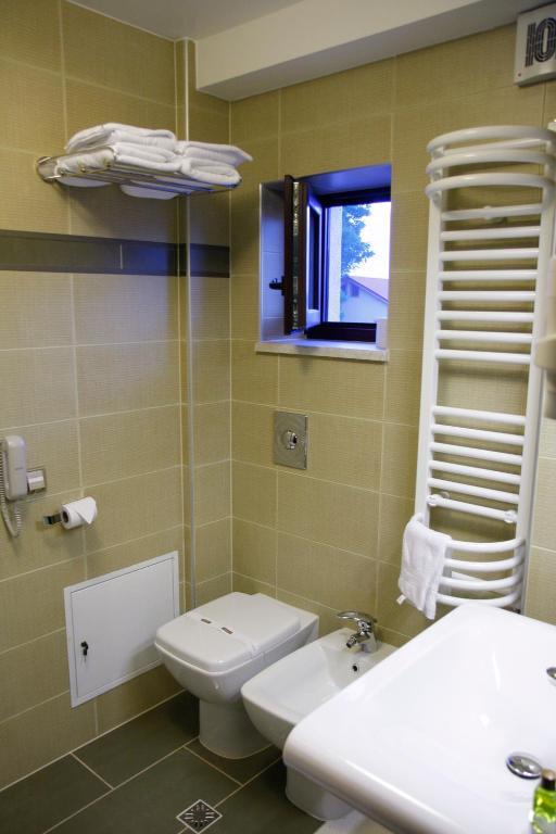 Hotel Anna Junior Târgu Jiu Δωμάτιο φωτογραφία